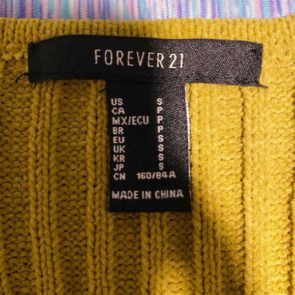 Forever21 V Neck Crop Olive Yellow Sweater - Picture 8 of 8